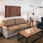 Cottage Inn & Spa