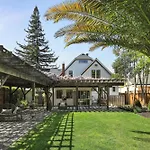 Sonoma Victorian In Heart Of Sonoma