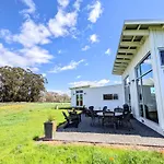 Sonoma-Napa Wine Country Retreat, Surrounded By Vineyards, Views, Privacy