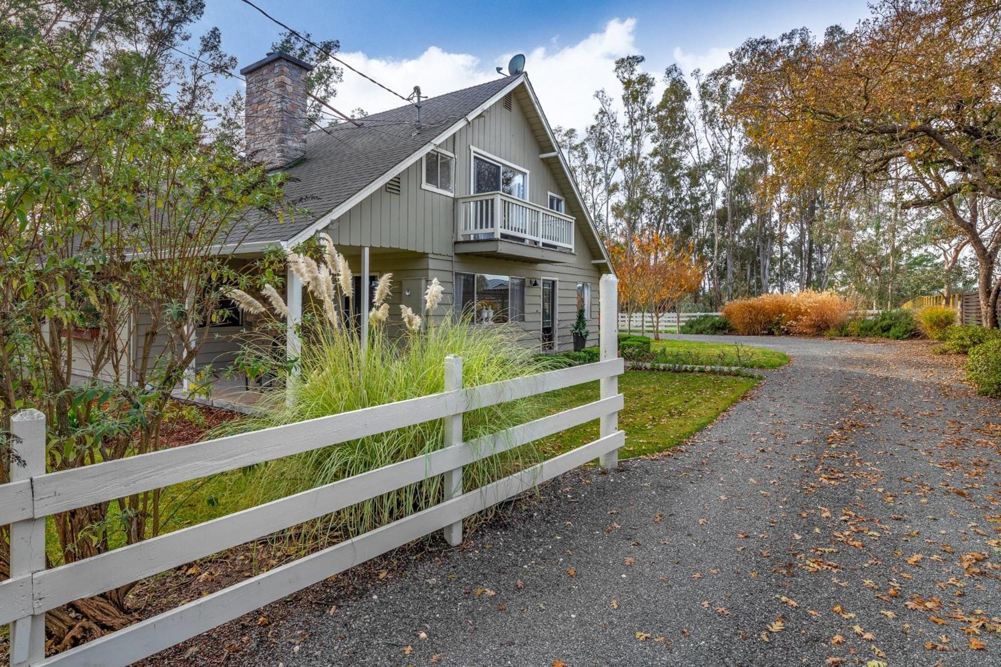 Wine Country Estate By Avantstay Pool Barn Holiday home Sonoma