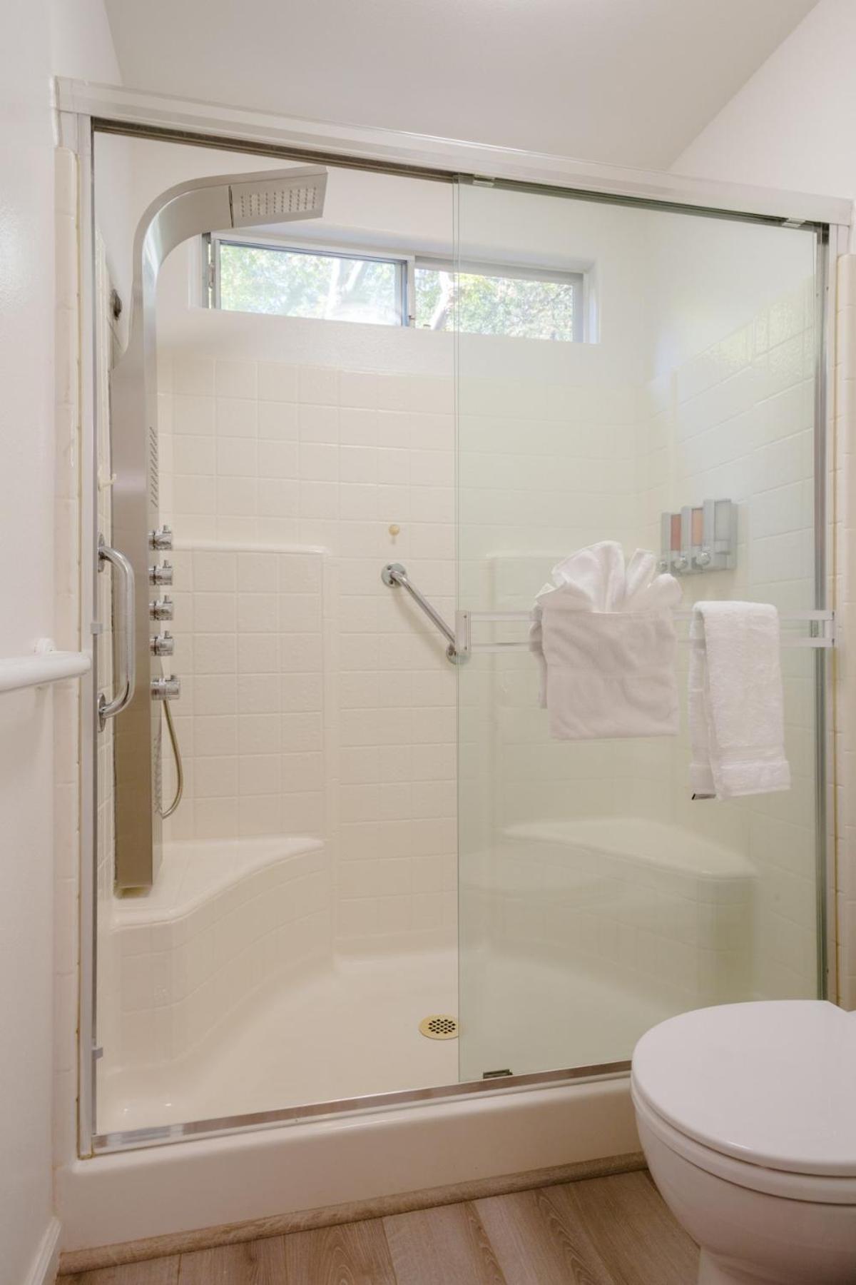 Enchanting Wine Country Retreat 3bd2ba Holiday home