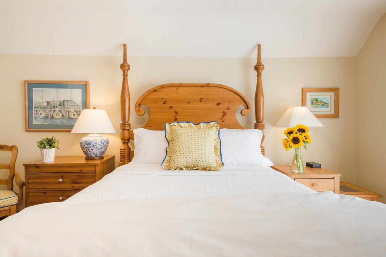 Bancroft Of Bed & Breakfast *