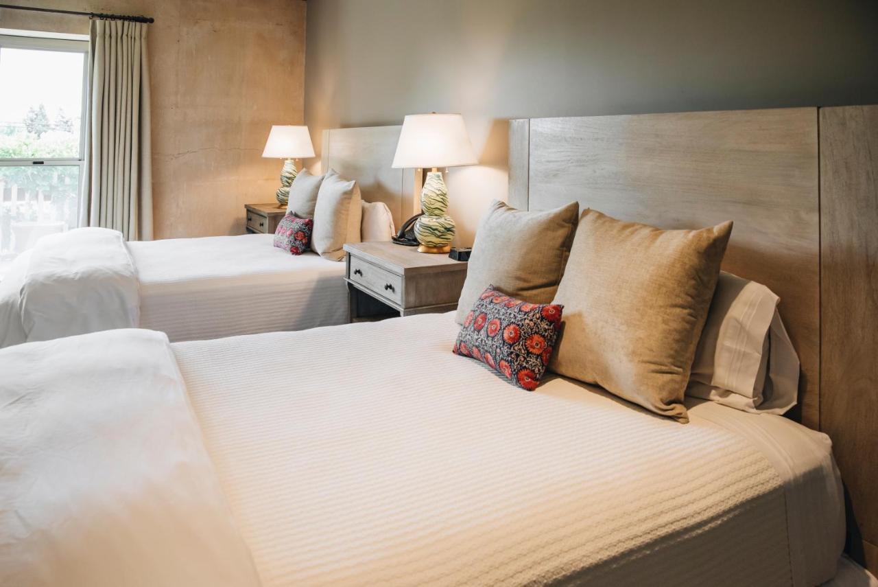 Hotel Seven Branches Venue And 4*
