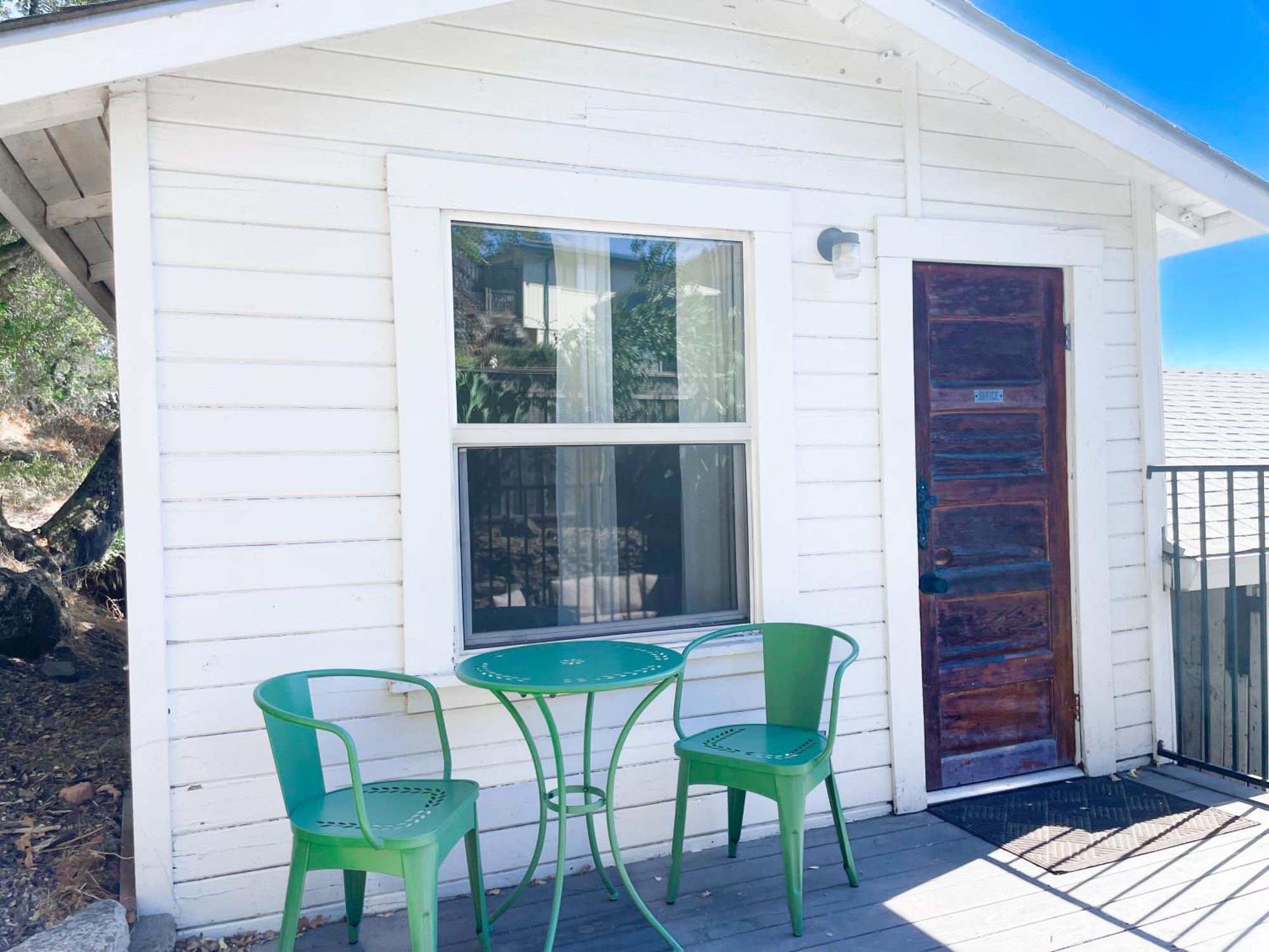 Timeless Charm, Modern Comfort Close To Everything Sonoma