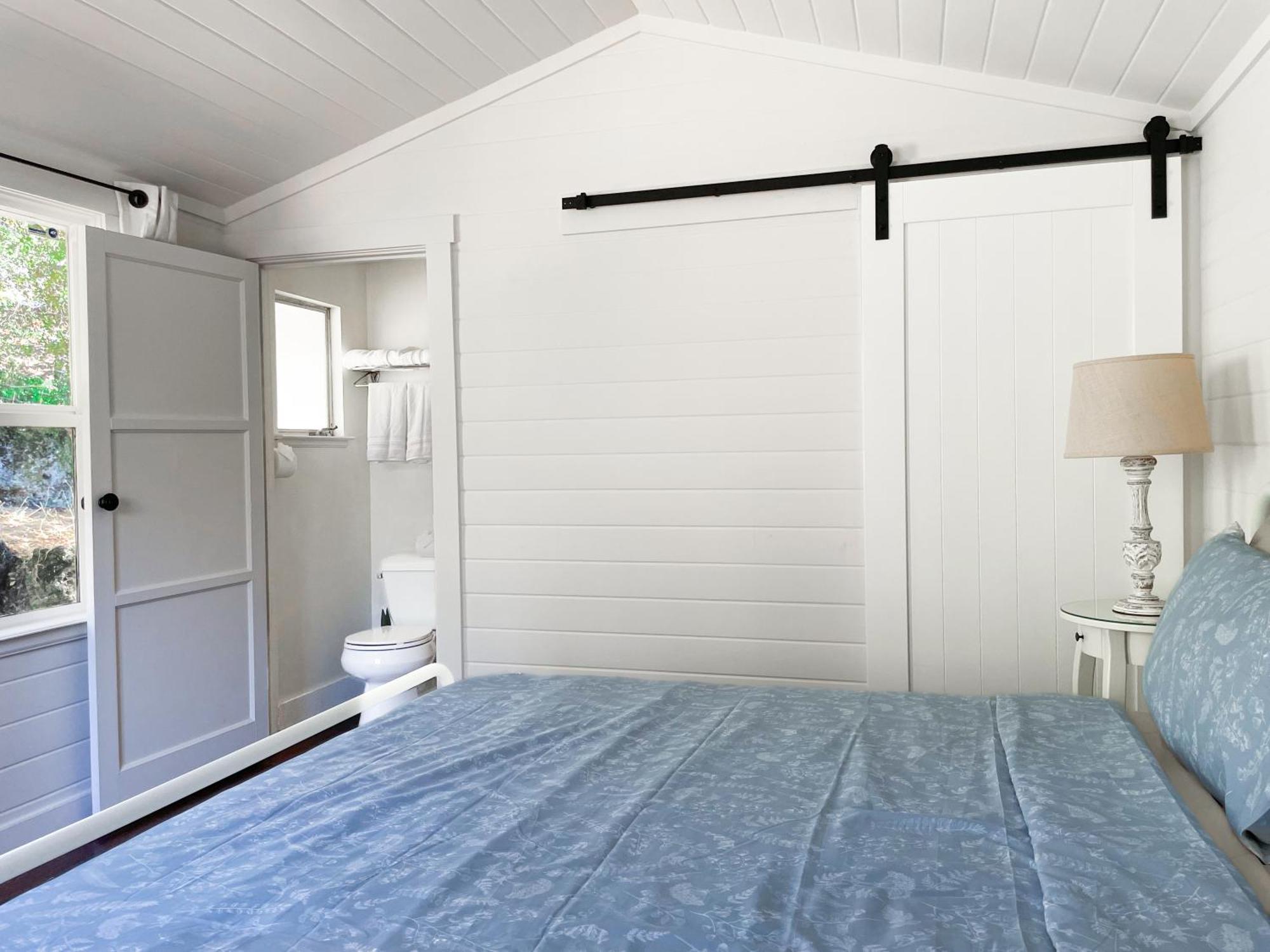Timeless Charm, Modern Comfort Close To Everything