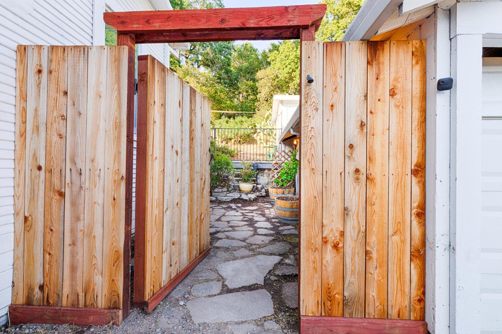 Timeless Charm, Modern Comfort Close To Everything Sonoma