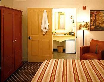 Creek Motel Sonoma